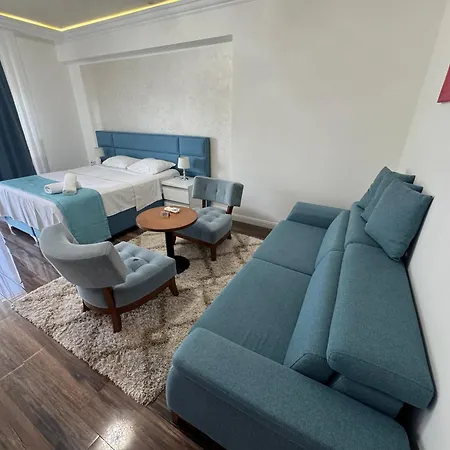 White Tower-studio Apartment *